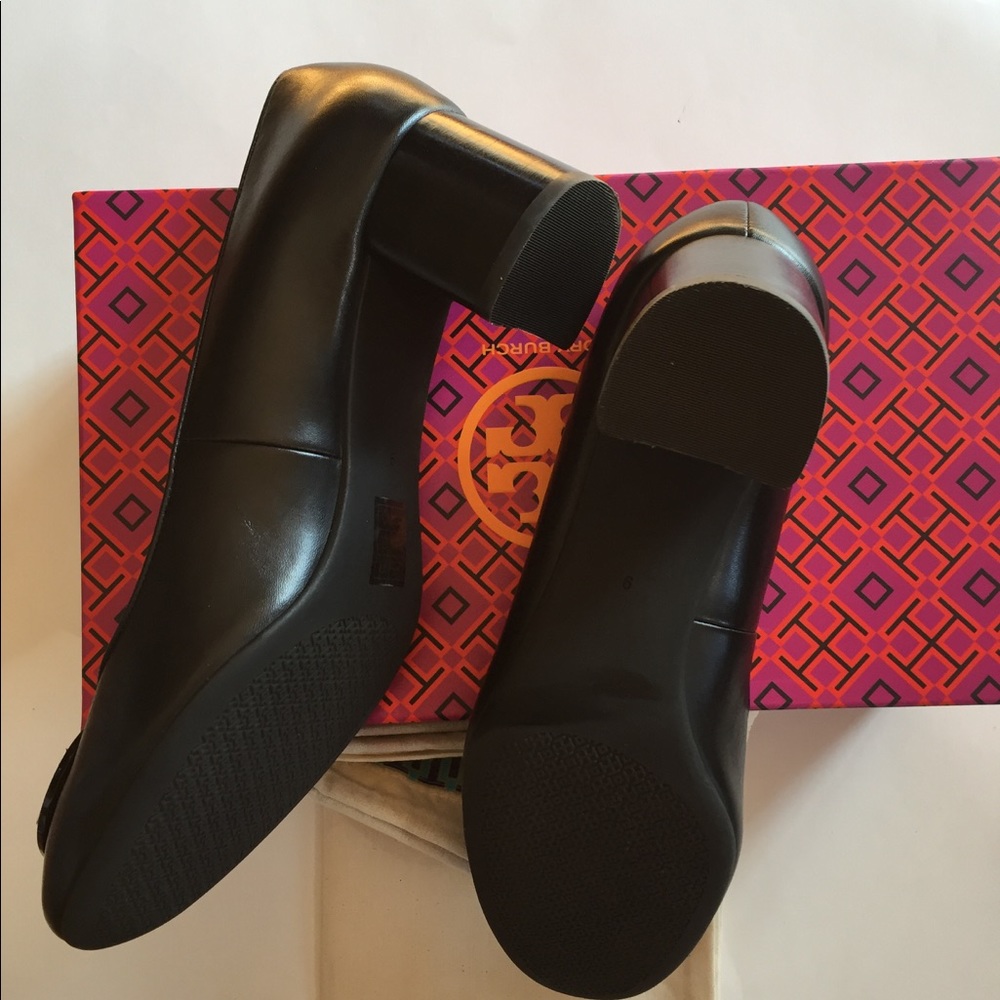 NEW W/ box TORY BURCH JANEY 50mm black pump 2"  9m - Picture 4 of 7